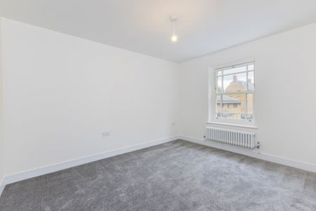 6 bedroom town house to rent - Photo 5