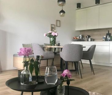MODERN, MÖBLIERT, SOFORT EINZIEHEN – HOCHWERTIGE GARTENWOHNUNG - Photo 2