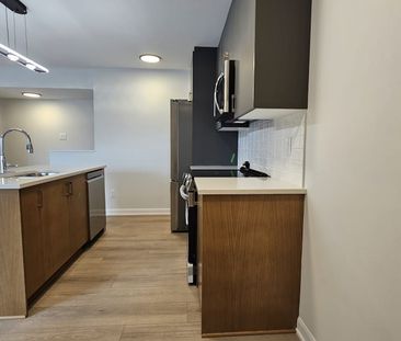 For Lease - 801 Glenroy Gilbert Drive Unit# 17, Barrhaven, Ontario - Photo 6