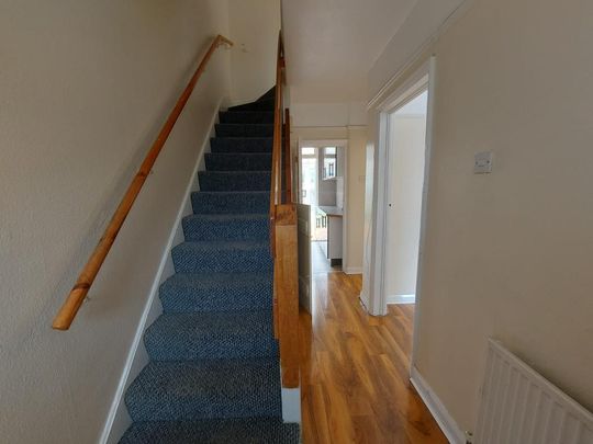 1 bedroom in a house share to rent - Photo 1