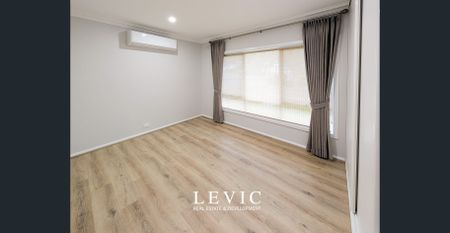 Bayswater home for renting - Photo 3