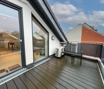 Komfortable seniorenfreundliche Dachgeschosswohnung mit Aufzug und ... - Photo 3