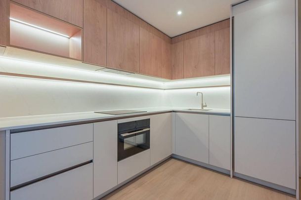 Studio to rent - Photo 1