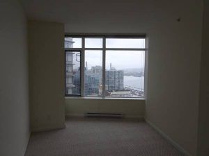 $2300/ 2br – 1189ft2 – Spacious Riverview 2 Bed+Den+2 Bath condo @ NewWest Skytrain Station (New Westminster) - Photo 2