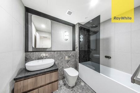 The Premier Choice Three-bedroom residence at Platinum on Peach Tree - Photo 3