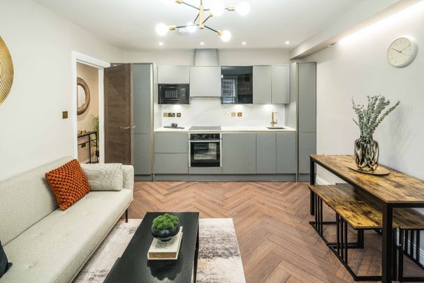 2 Bed Flat, Halford Road, SW6 - Photo 1