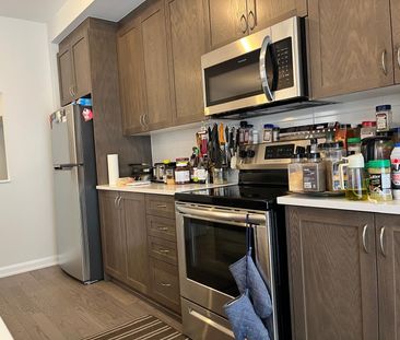 For Lease - 919 Athenry Court, Barrhaven, Ontario - Photo 6