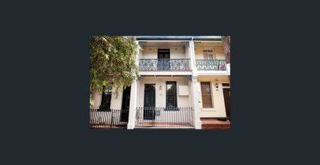 Style and Tranquility with Period Charm - Photo 3