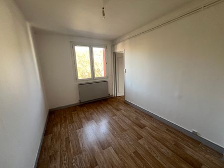 Location - Appartement T4 - 70 m² - Bavans - Photo 3
