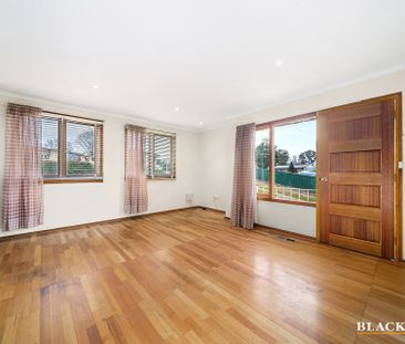 10 Cassia Crescent, Queanbeyan NSW 2620 - House For Rent | Domain - Photo 4