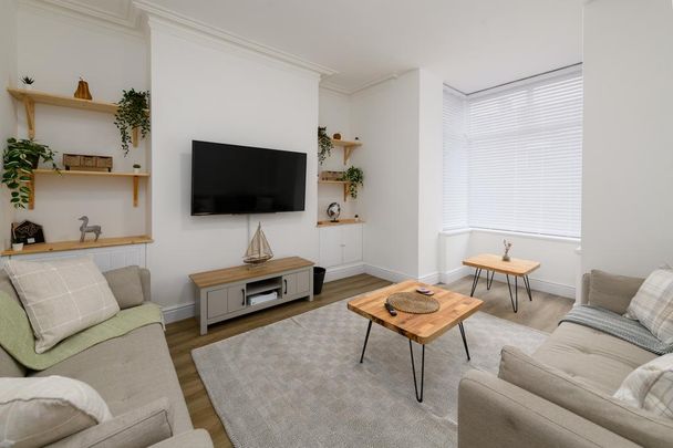 2 bedroom house to rent - Photo 1