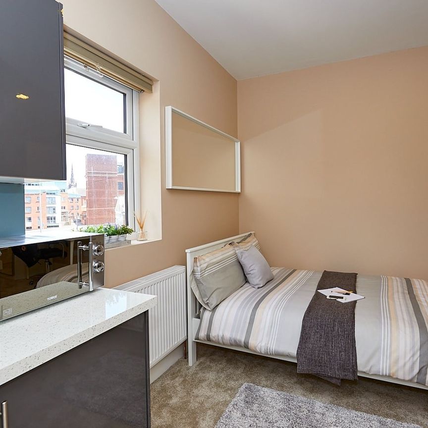 Studio Flat, Warwick Row, CV1 - Photo 1