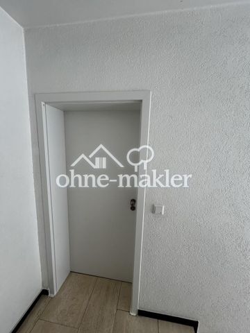 4-Zimmer-Wohnung mit Balkon & Keller in ruhiger zentraler Lage in Baunatal - Photo 2