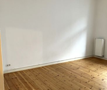 charmante 4-Zimmer-Altbauwohnung! - Foto 1