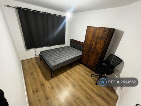 1 bedroom in a house share to rent - Photo 5
