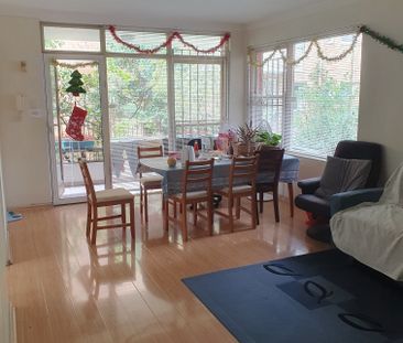 Strathfield - Photo 1