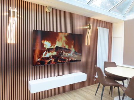 8 Bed Bungalow, Harlaxton Drive, NG7 - Photo 4