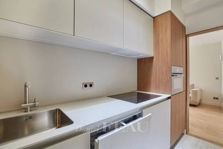 Location appartement, Paris 8ème (75008), 2 pièces, 45 m², ref 86181576 - Photo 5