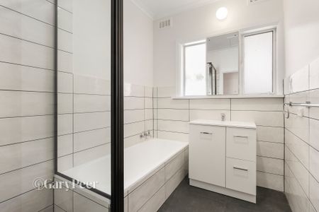 230 Koornang Rd, Carnegie - Photo 4