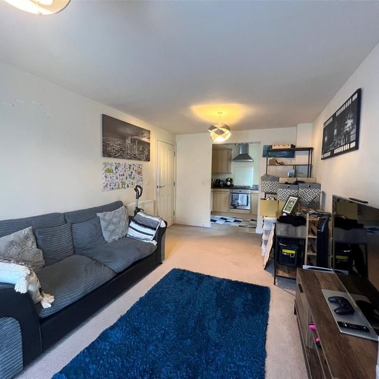 2 bedroom flat to rent - Photo 1