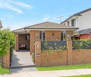 Street Facing Granny Flat - Photo 4