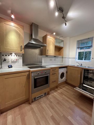 2 bedroom apartment to rent - Photo 5