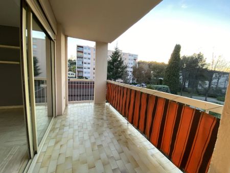 Location Appartement 3 pièces 67m² CAGNES SUR MER 06800 - Photo 5