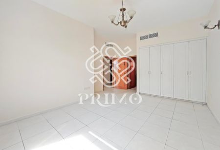 Massive 4BR Villa with L-Shape Garden - Photo 2