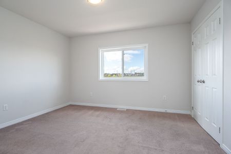 For Lease - 388 Old Huron Road Unit# 19B, Kitchener, Ontario - Photo 5