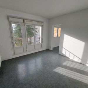 Location Appartement à TULLINS - Photo 5