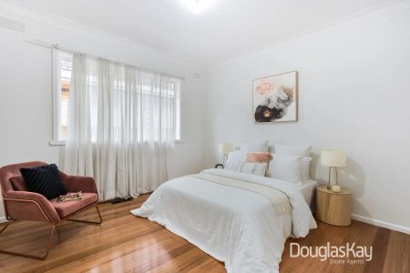 “The Dream - Classic Family Home Superb home” - Photo 4