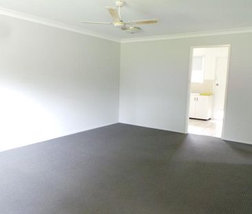 OXLEY VALE - Two Bedroom Unit, Quiet Area - Photo 2