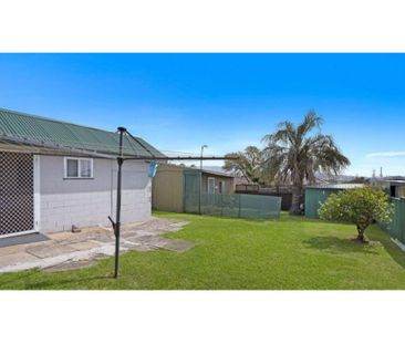 34 Newcastle Street, Cringila, NSW 2502 - Photo 5