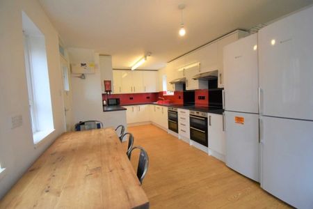 7 Bed - Allcroft Road, Reading - Photo 5