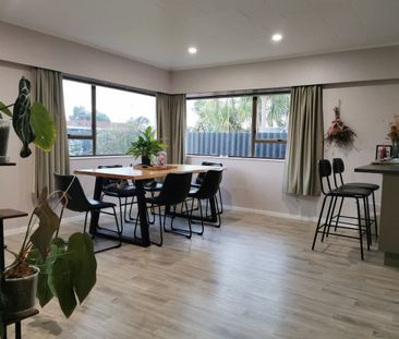 Warm and Welcoming 3-Bedroom Home – Great Area, Great Schools! - Photo 1