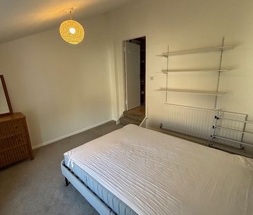 3 Bed Flat, Gilbey Road, SW17 - Photo 5