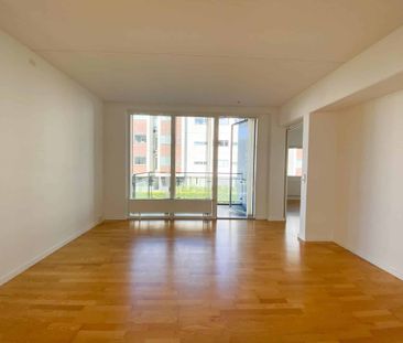 Spacious and Bright Apartment with Southwest-Facing Balcony - Foto 4