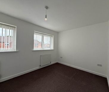 3 bedroom end of terrace house to rent - Photo 5