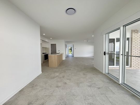 6 Turtle Rise, Bonville - Photo 1