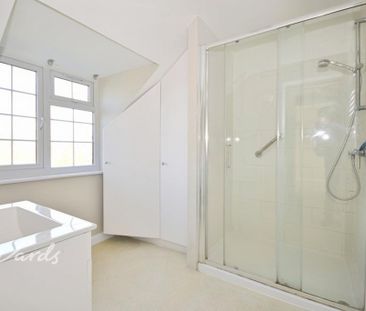 2 bedroom end of terrace house to rent - Photo 6