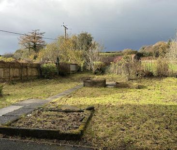 4 bedroom semi-detached house to rent - Photo 5