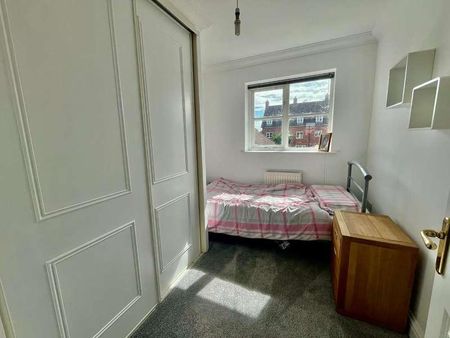 Ashfield Road, Elmswell, Bury St. Edmunds, IP30 - Photo 3