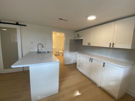 For Lease - 1173 Kingston Avenue Unit# 3, Carlington - Central Park, Ontario - Photo 3