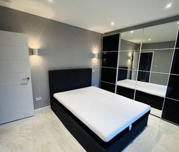 1 Bed Flat, Midholm Close, NW11 - Photo 3