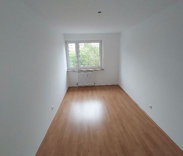 ** Schöne und helle 3 Zimmer Wohnung zu vermieten ** - Photo 1