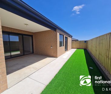 11 Prunus Crescent, 3336, Fraser Rise Vic - Photo 1