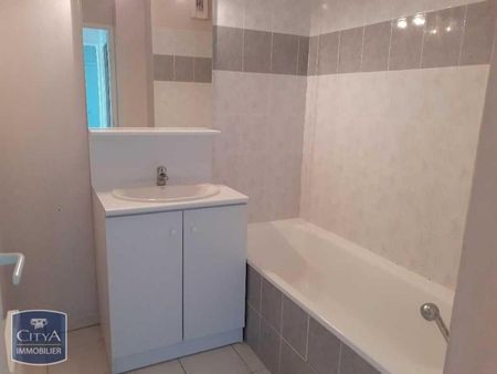 Location Appartement 2 pièces 48m² MARMANDE 47200 - Photo 4