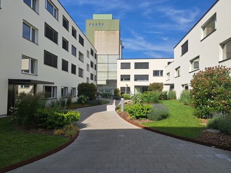 GARE 8C, Appartement de 5.5 pièces avec 3 salles d'eau - Photo 2