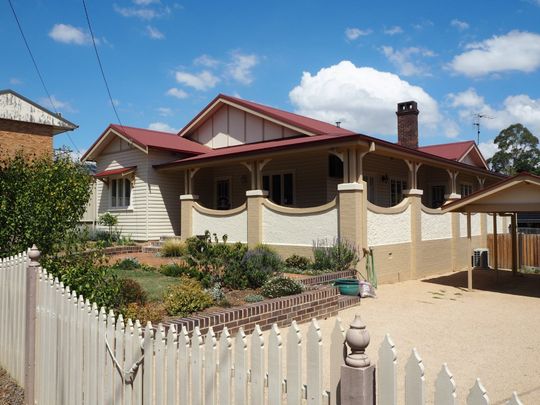 110A Barney Street, 2350, Armidale Nsw - Photo 1