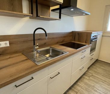 Sanierte 3-Zimmer-Wohnung mit Garage im Ortskern ++ KNITTELFELD ++ - Foto 2